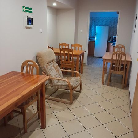 Hostel Polon Pułtusk Buitenkant foto