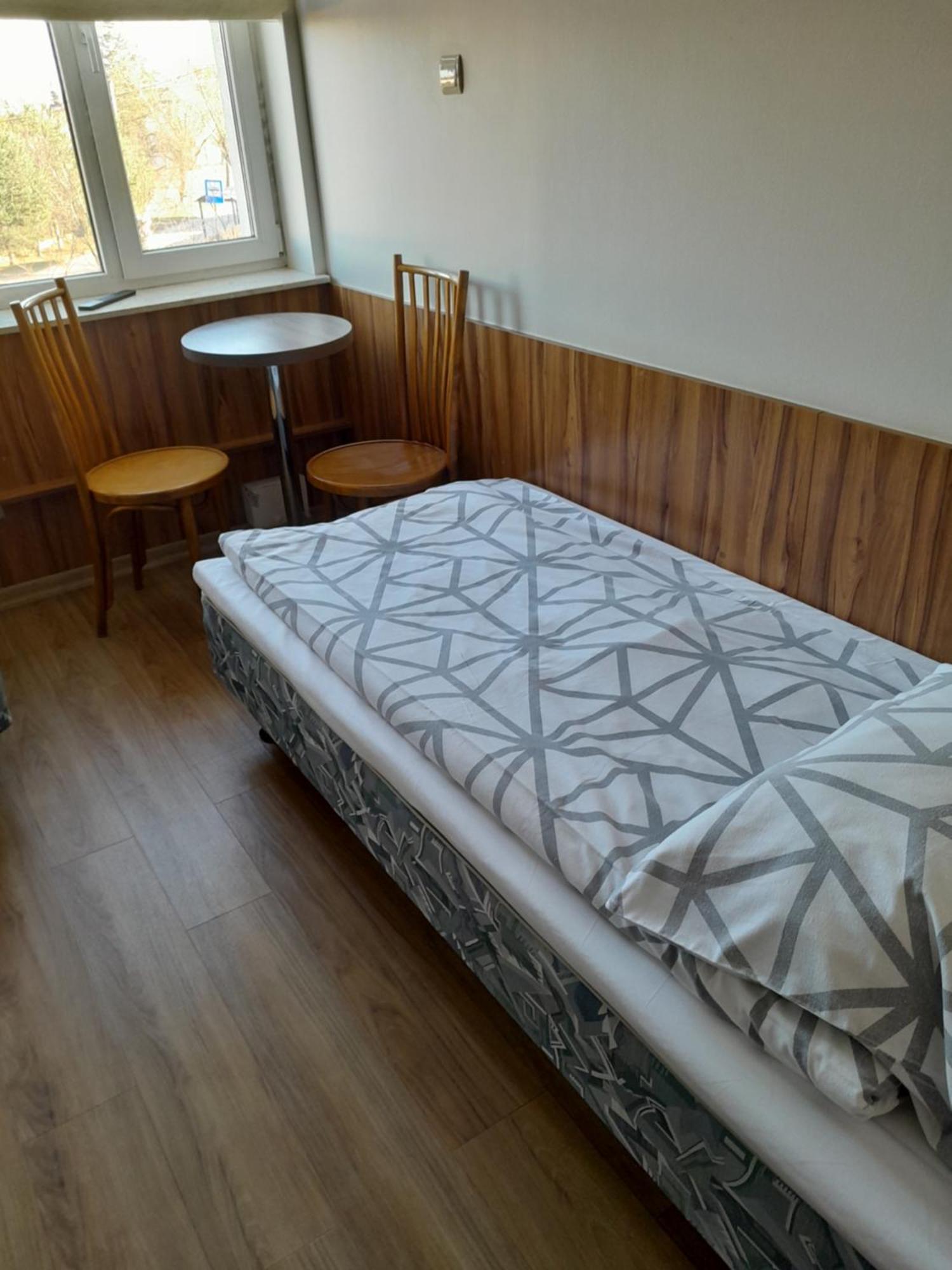 Hostel Polon Pułtusk Buitenkant foto